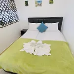 Fregata 15 דירה סבטי ולאס
